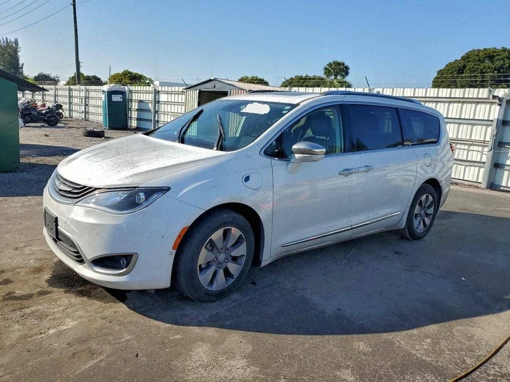 Chrysler Pacifica