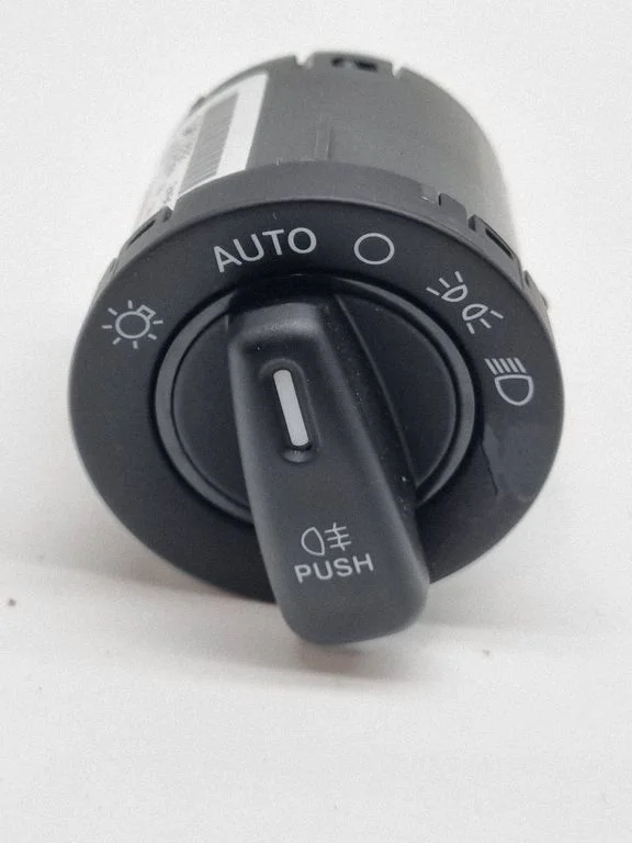 Light switch – Maserati Ghibli (2013-)