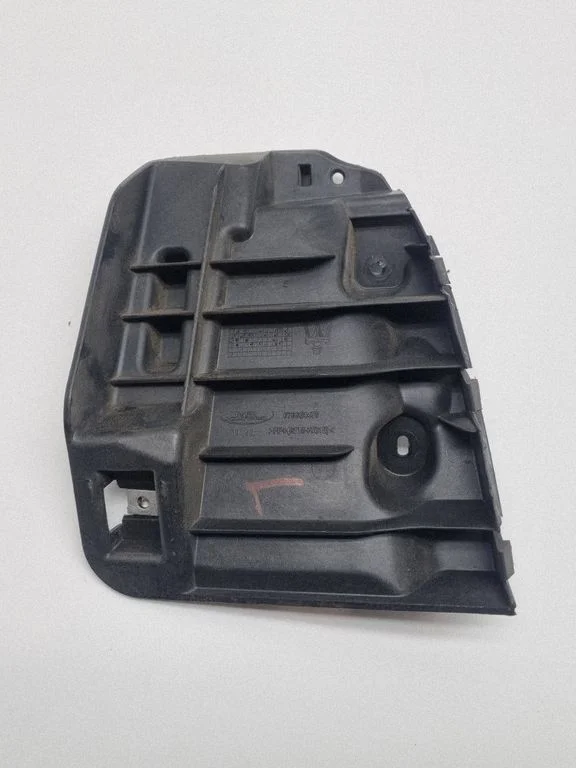 Aizmugurējā bufera turētājs 670004470