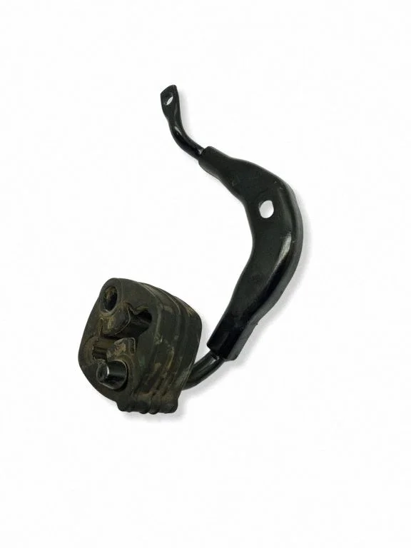 Muffler mount bracket/holder FR335A242BB