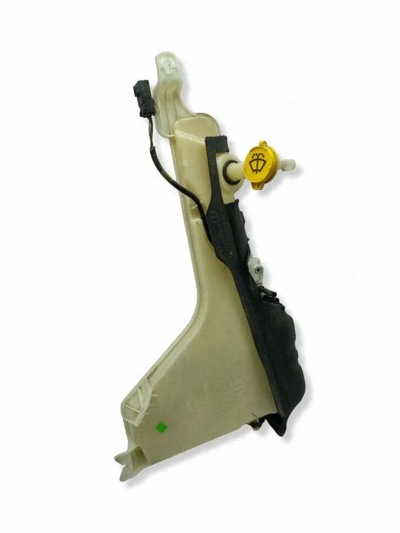 Windshield washer fluid reservoir/tank P68377067AB