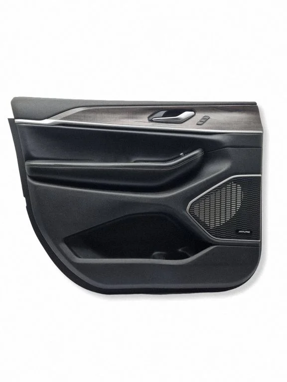 Front door card panel trim 20211517860