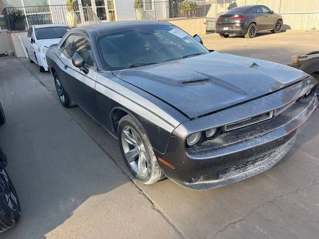 Dodge Challenger