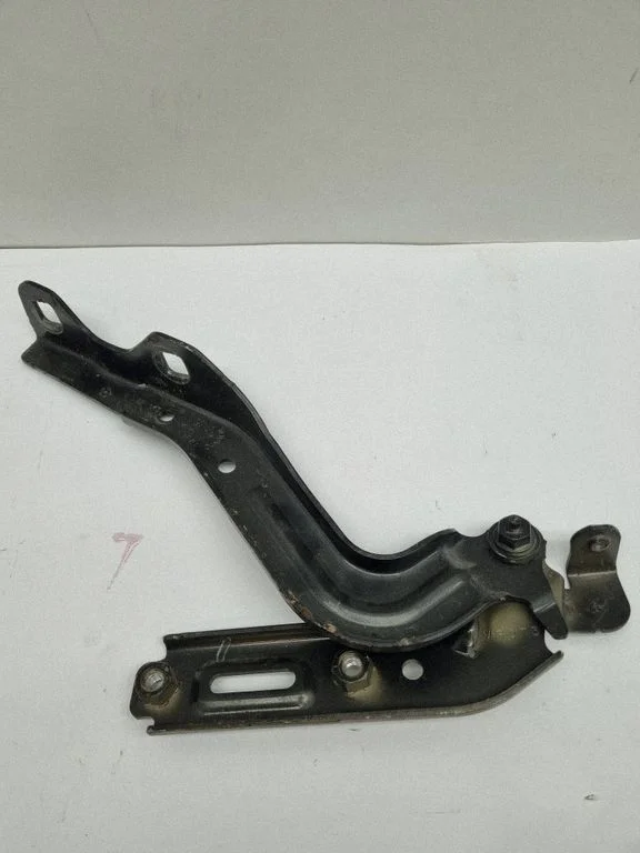 Engine bonnet/hood hinges VB073