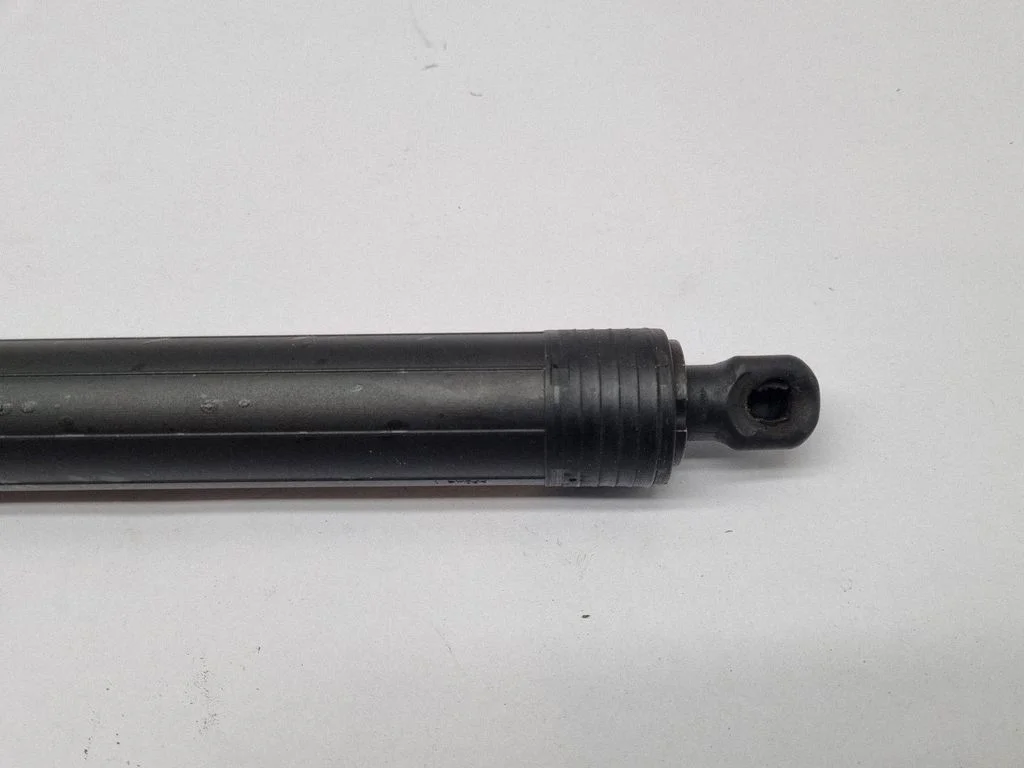 Tailgate/trunk strut/damper 68455759AA