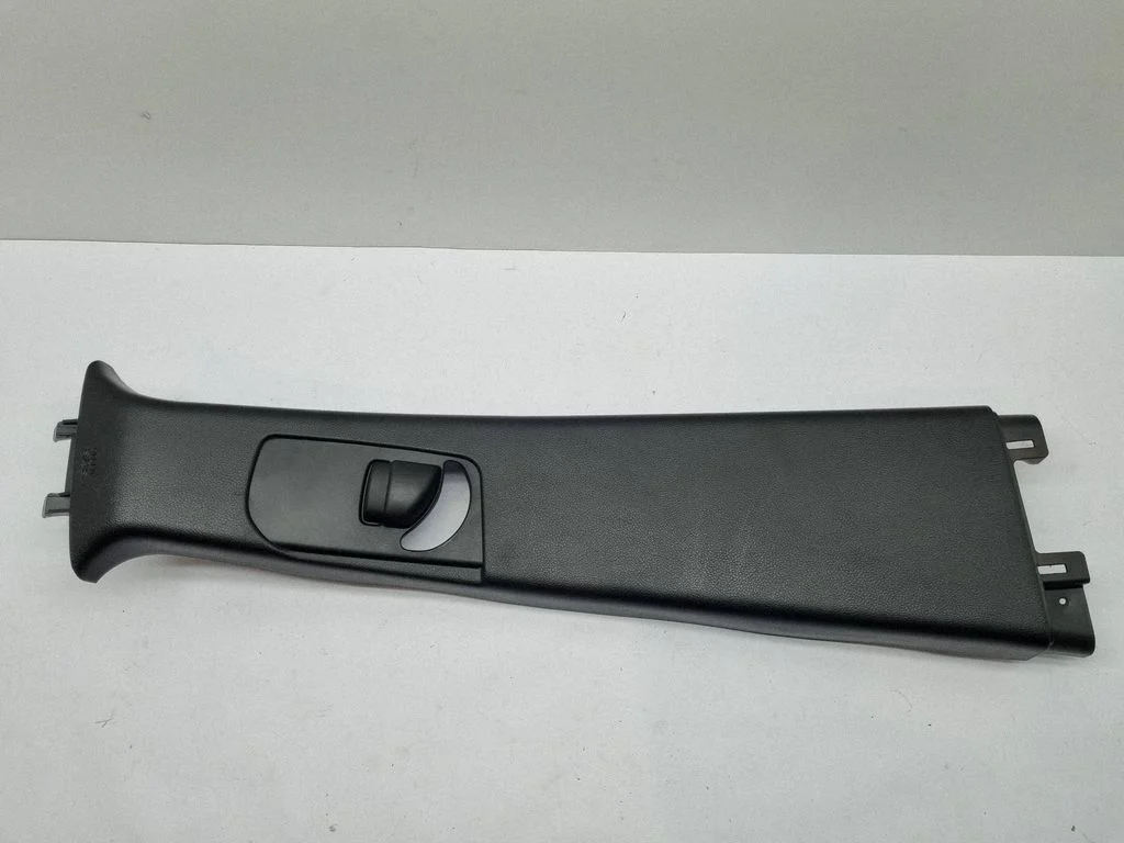 (B) pillar trim (top) – Dodge Durango III (2010-)