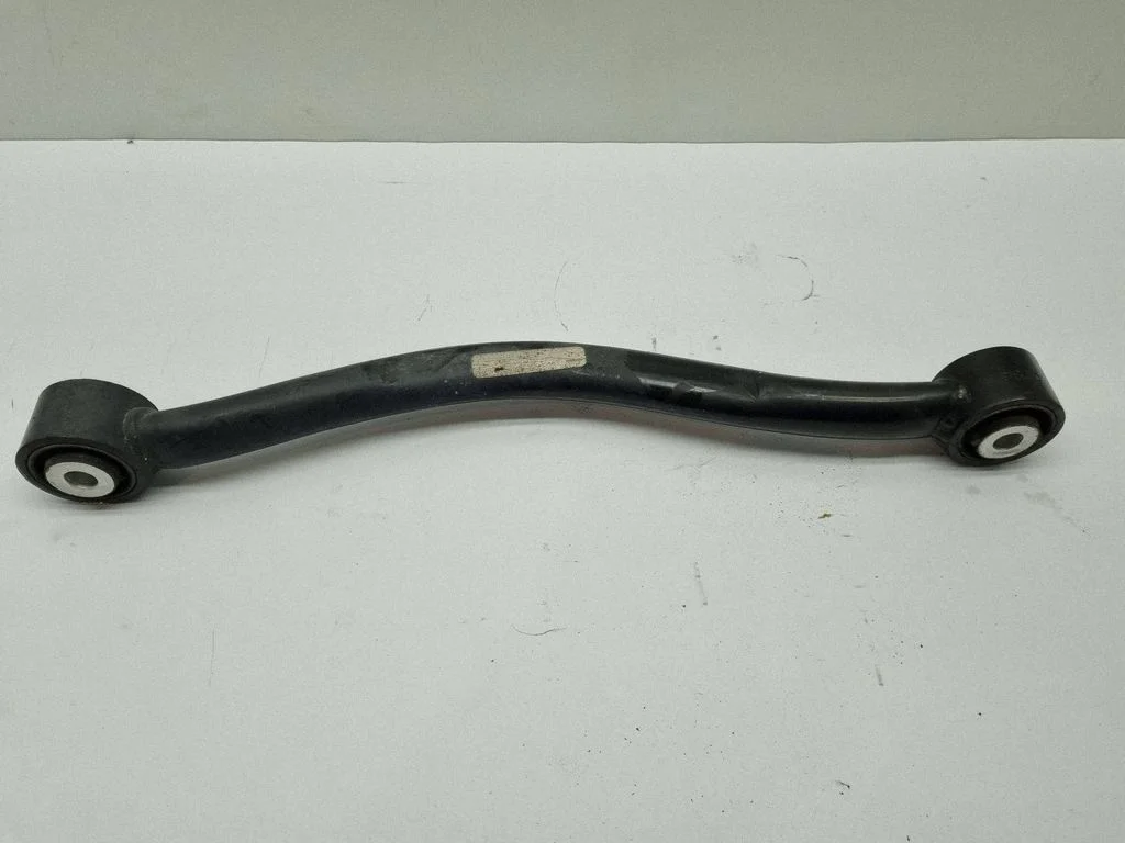 Rear control arm – Dodge Durango III (2010-)