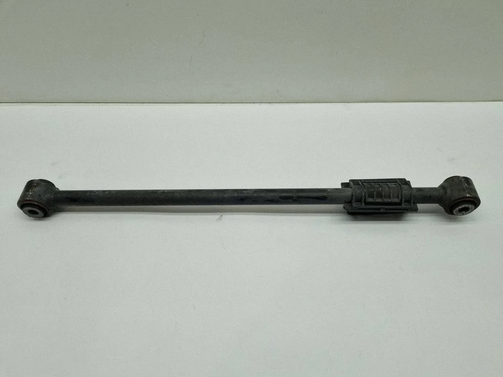 Rear control arm – Dodge Durango III (2010-)