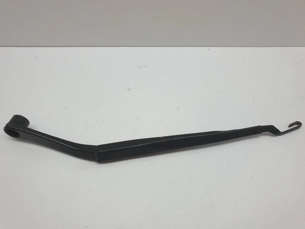 Windshield/front glass wiper blade – Chrysler Pacifica (2017-)