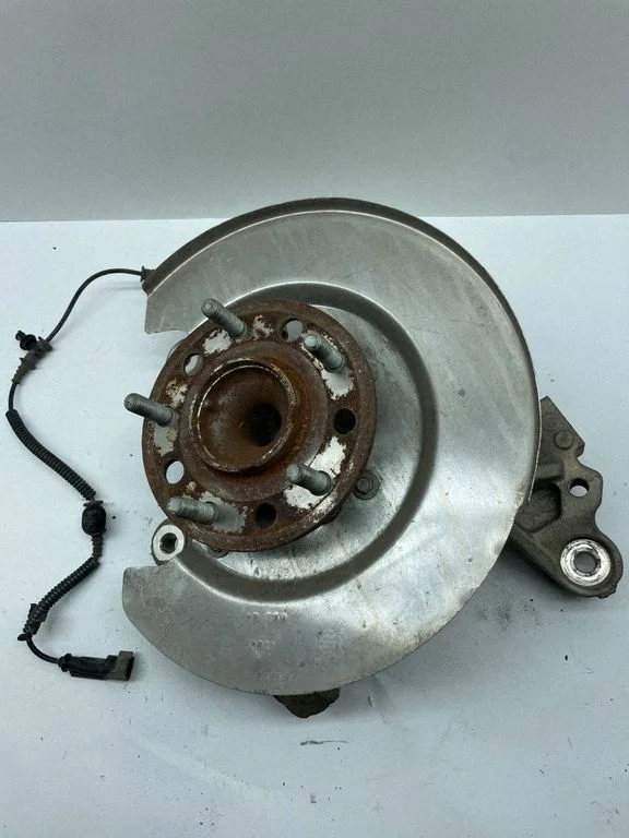 Rear wheel hub 016AB