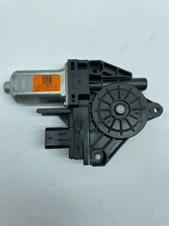 Front door window regulator motor E69349100