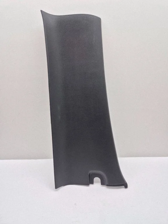 (B) pillar trim (bottom) – Ram 1500 DT (2018-)