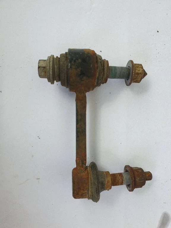 Front anti-roll bar/stabilizer link
