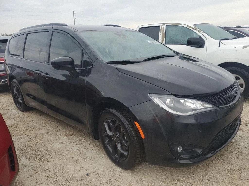 Chrysler Pacifica
