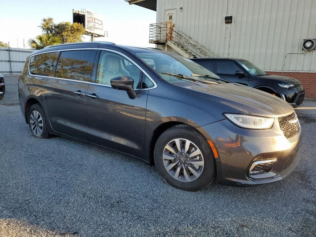 Chrysler Pacifica