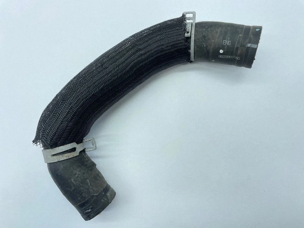 Engine coolant pipe/hose 68238070AD