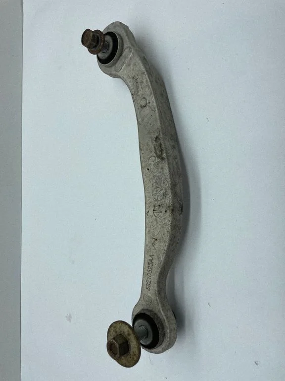 Tagumine õõtshoob 68210525AA