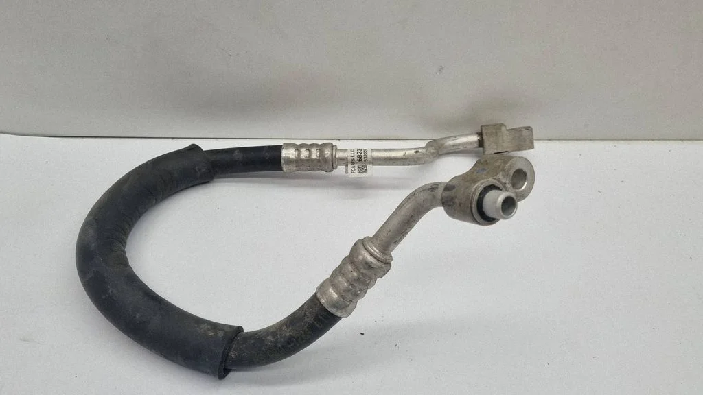 Air conditioning (A/C) pipe/hose – Chrysler Pacifica (2017-)