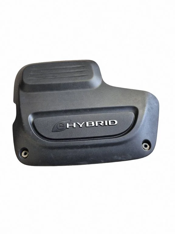 Engine cover (trim) – Chrysler Pacifica (2017-)