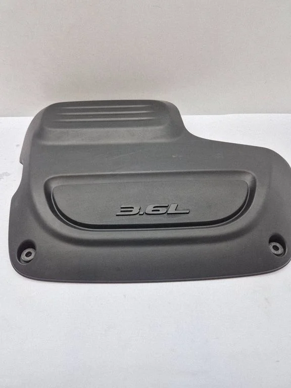 Engine cover (trim) – Chrysler Pacifica (2017-)