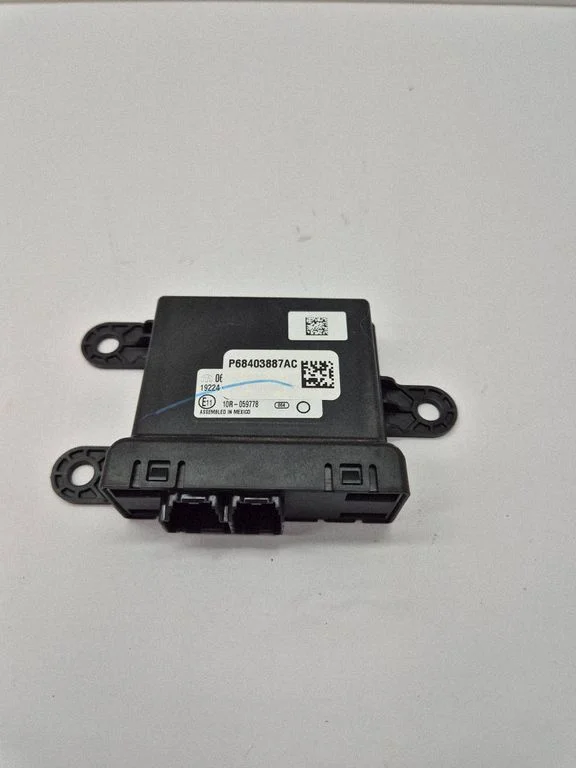 Gateway control module P68403887AC
