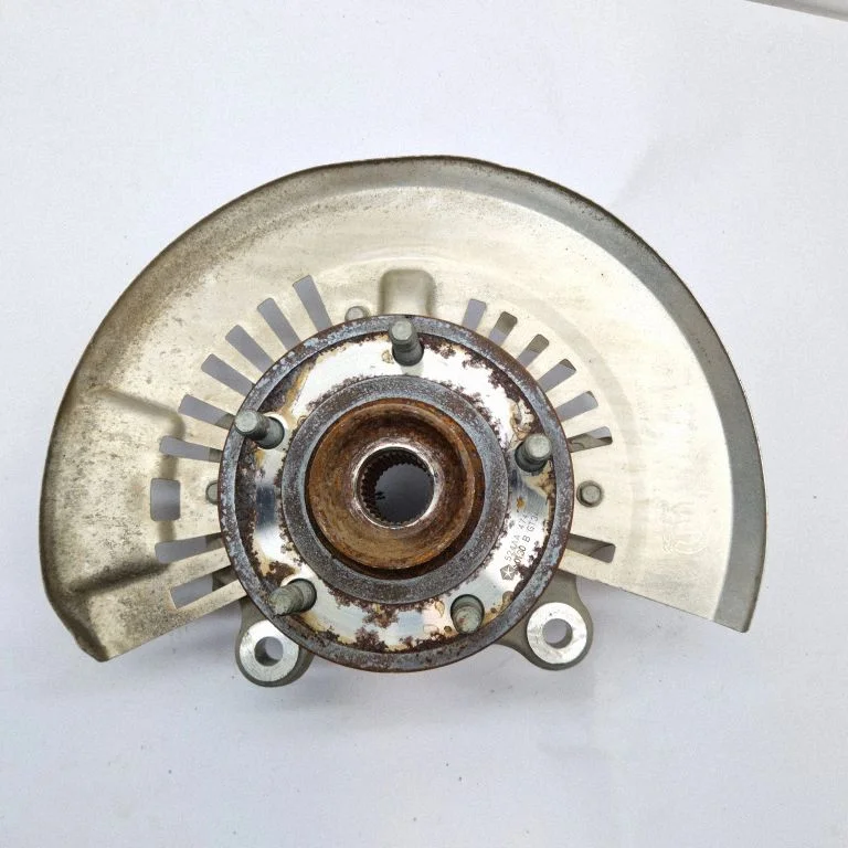 Front wheel hub 68189018AD