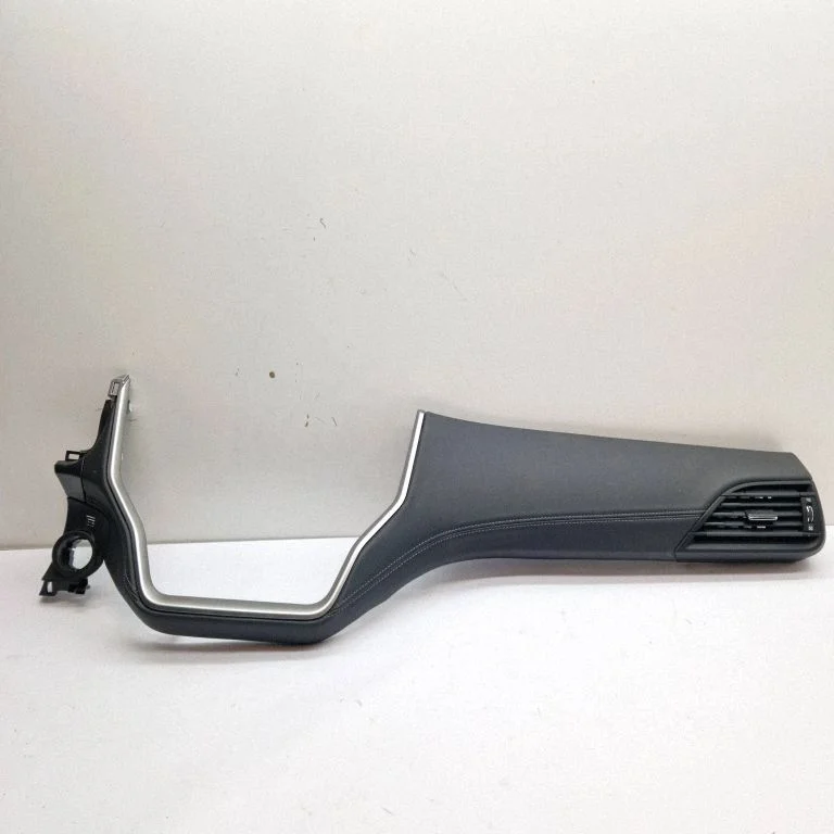 Armatuurlaua alumine viimistluspaneel – Subaru Outback (BT) (2019-)