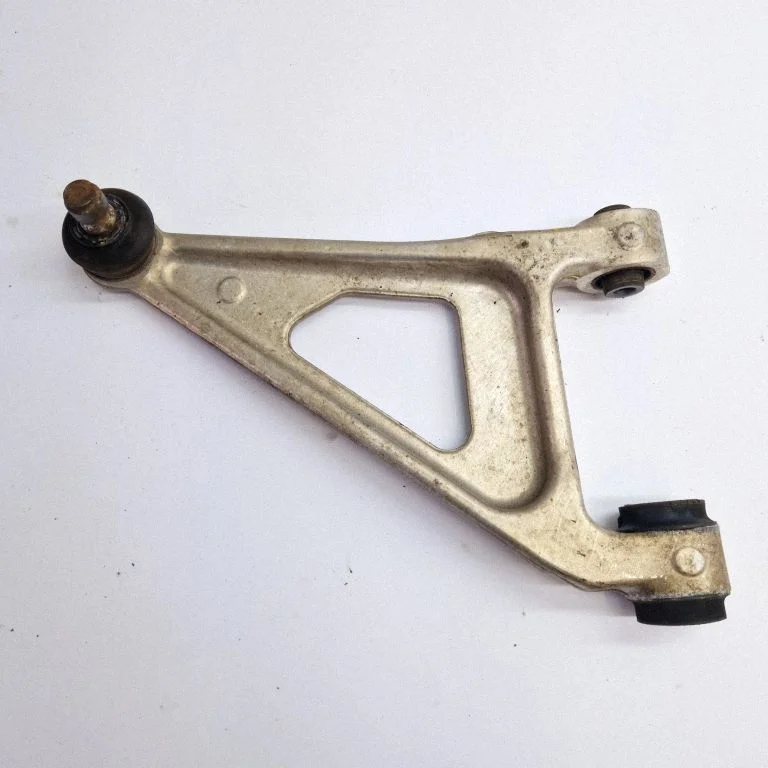 Rear upper control arm/wishbone – right