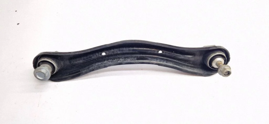 Rear control arm – Dodge Durango III (2010-)