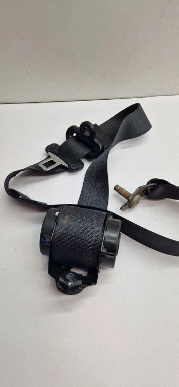 Tagumine turvavöö P6EB00DX9AC