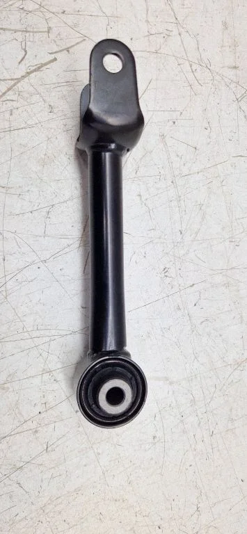 Rear control arm 104443100G