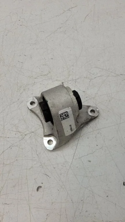 Engine mount bracket 7117HD