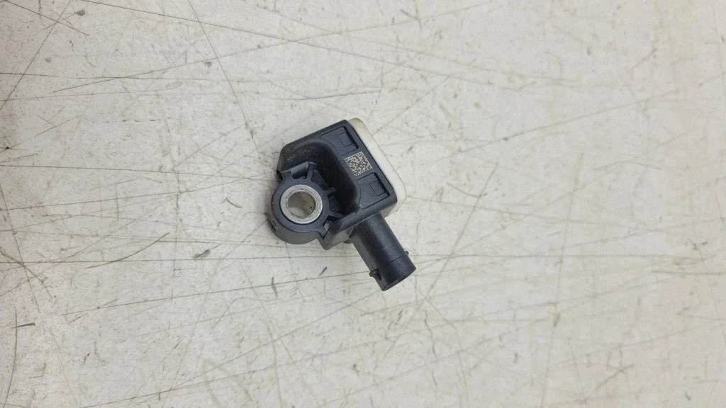 Drošības spilvenu trieciena sensors 56054085AA