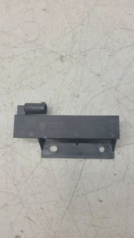 Antenas pastiprinātājs 68068148AA