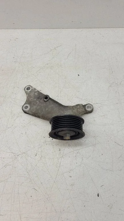 Engine mounting bracket 05281294AA