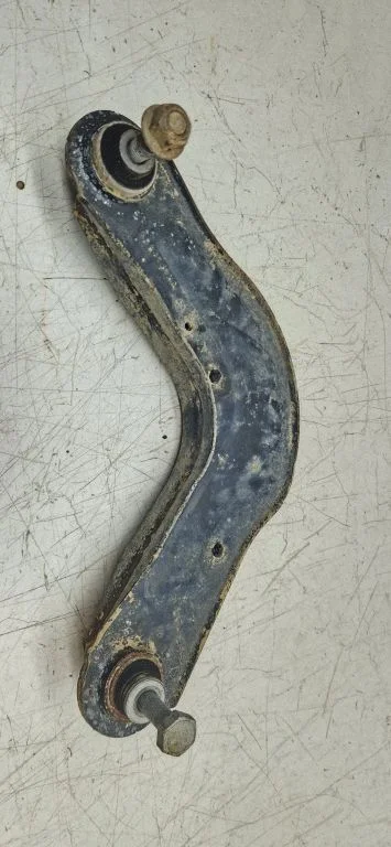 Tagumine õõtshoob 68235367B