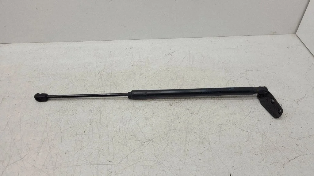 Tailgate/trunk strut/damper – Subaru Outback (BS) (2015-2019)