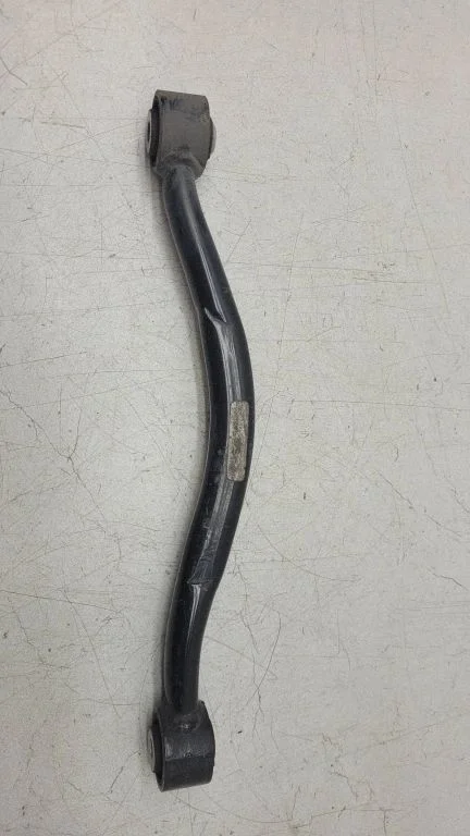 Rear control arm – Dodge Durango III (2010-)