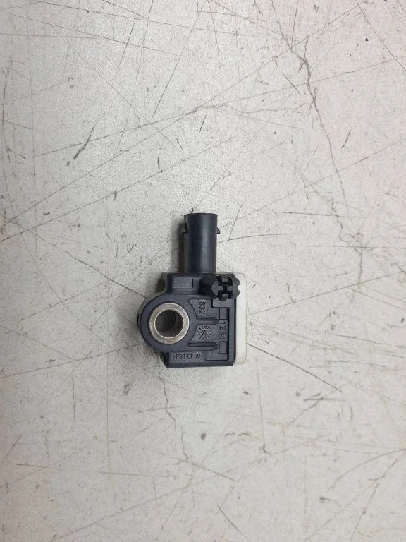 Drošības spilvenu trieciena sensors 56054085AA