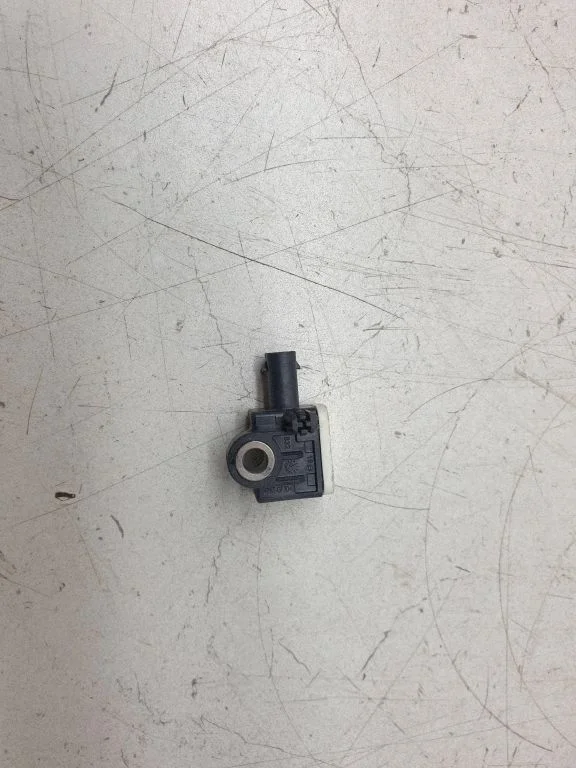 Drošības spilvenu trieciena sensors 56054085AA