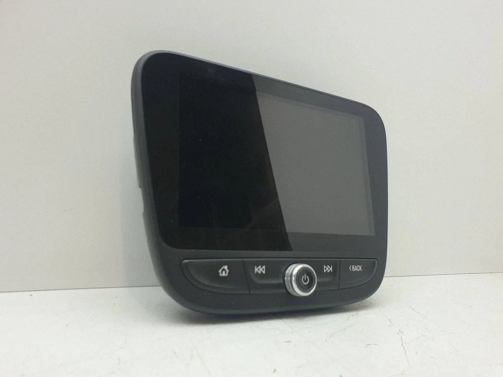 Radio/CD/DVD/GPS head unit 84176055