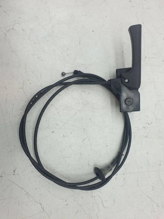 Engine bonnet/hood lock release cable