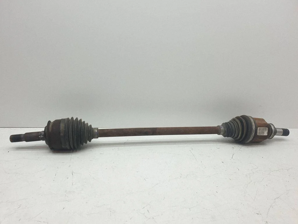 Rear driveshaft P84227212