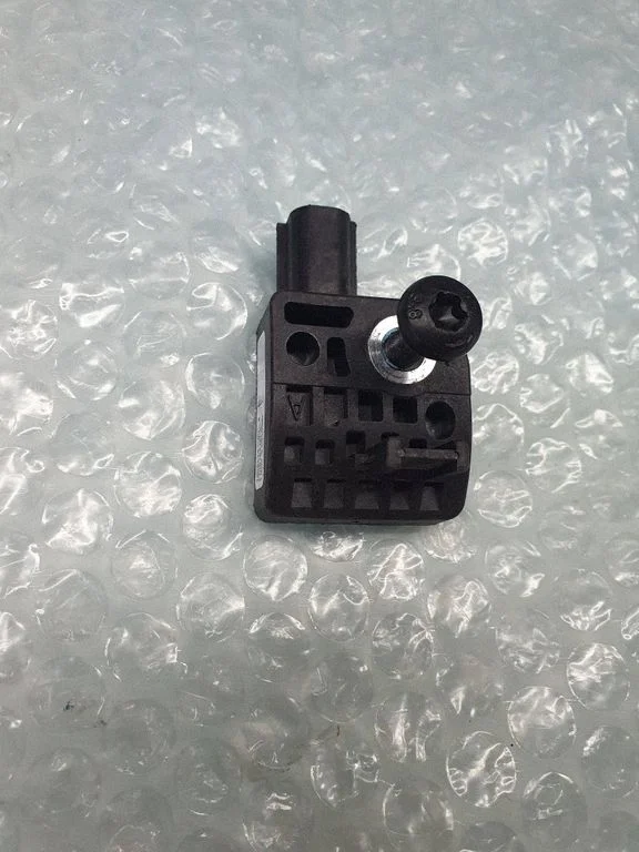 Airbag deployment crash/impact sensor 100527400B