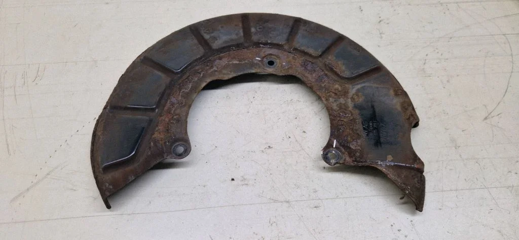 Front brake disc dust cover plate 1K0615311F