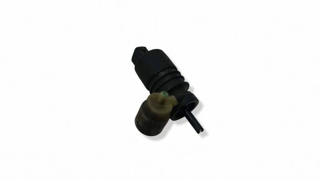 Windscreen/windshield washer pump – Volkswagen Transporter - Caravelle T4 (1991-2003)