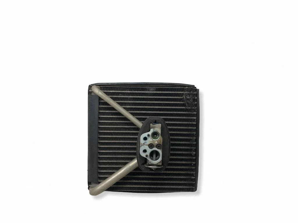 Oro kondicionieriaus radiatorius (salone)