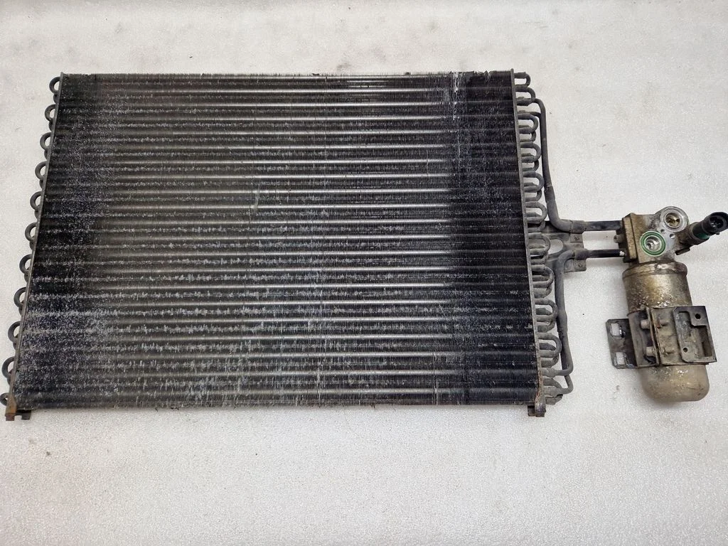 A/C cooling radiator (condenser) – Renault Laguna I (1994-2000)
