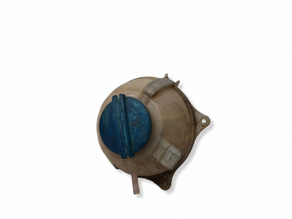 Coolant expansion tank/reservoir