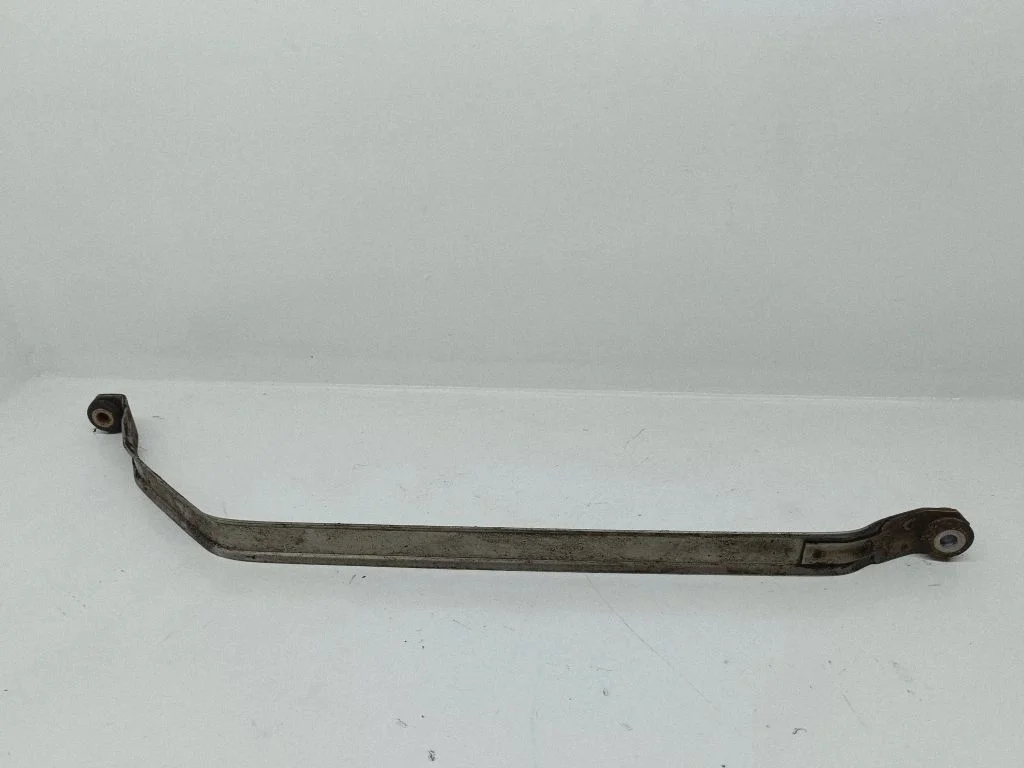 Fuel tank mounting bracket 7195124